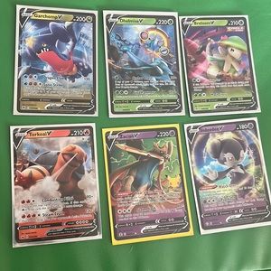 100+ Pokémon cards